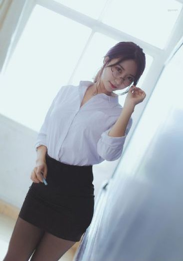 一边喘气一边叫疼的视频_BD韩语手机免费观看