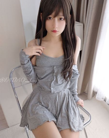 泳池电影_720高清完整版播放